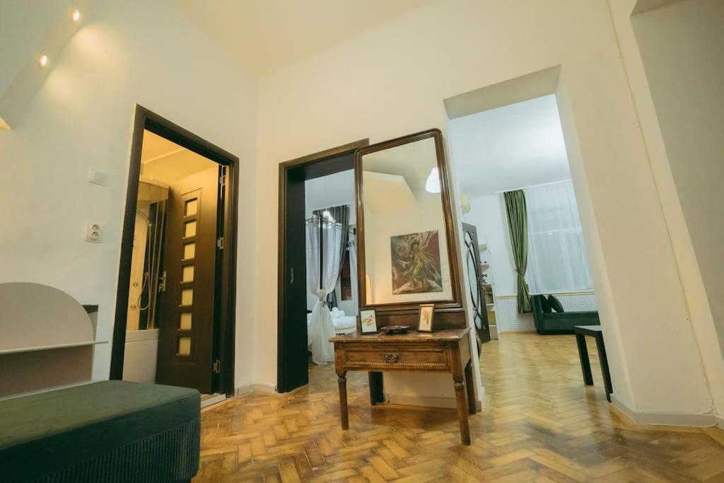 House Of Art Apartment Букурещ Екстериор снимка