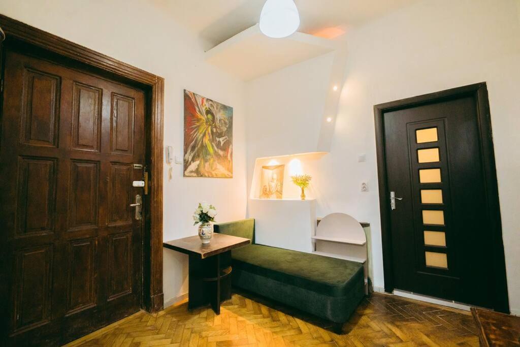 House Of Art Apartment Букурещ Екстериор снимка